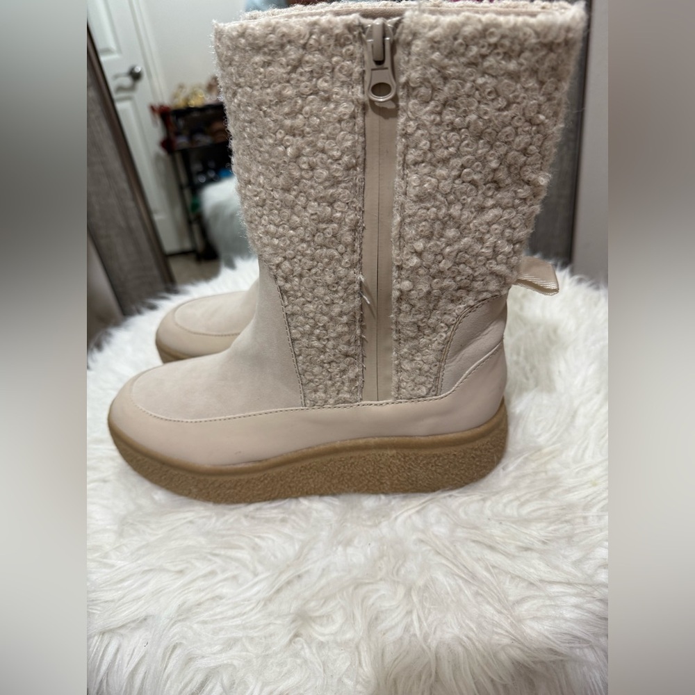 Rocket Dog Cream Winter Boots - Picture 3 of 6